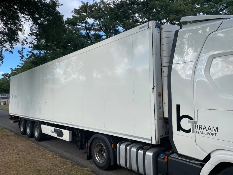 Refrigerator semi-trailer Krone Koeler 3 Asser met laadklep. Komt nog binnen: picture 11 Refrigerator semi-trailer Krone Koeler 3 Asser met laadklep. Komt nog binnen: picture 11