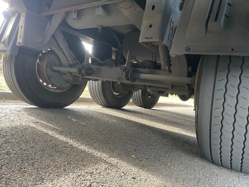 Krone Koeler 3 Asser met laadklep. Komt nog binnen - Refrigerator semi-trailer: picture 3 Krone Koeler 3 Asser met laadklep. Komt nog binnen - Refrigerator semi-trailer: picture 3