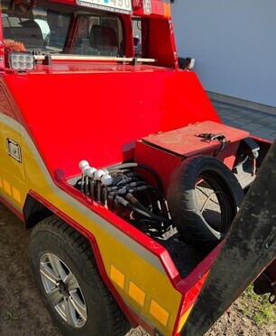 Toyota LAND CRUISER 70 P 4WD - Tow truck: picture 5 Toyota LAND CRUISER 70 P 4WD - Tow truck: picture 5