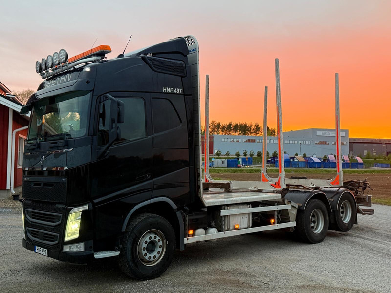 Volvo FH 500 Chassis - Timber truck: picture 3 Volvo FH 500 Chassis - Timber truck: picture 3