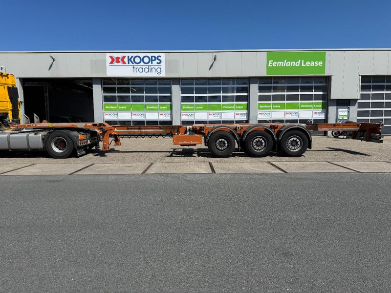 Broshuis MFCC container chassis Multi functioneel 2x 20 1x 30 1x 40 1x 45 saf assen uitschuifbaar tot 14,40 - Chassis semi-trailer: picture 1 Broshuis MFCC container chassis Multi functioneel 2x 20 1x 30 1x 40 1x 45 saf assen uitschuifbaar tot 14,40 - Chassis semi-trailer: picture 1