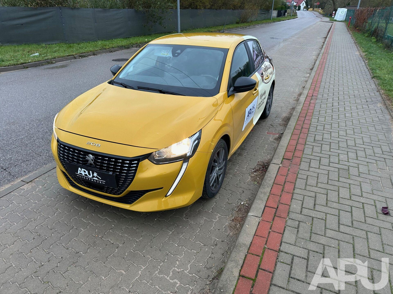 PEUGEOT 208 1,2 VAN - Car: picture 3 PEUGEOT 208 1,2 VAN - Car: picture 3