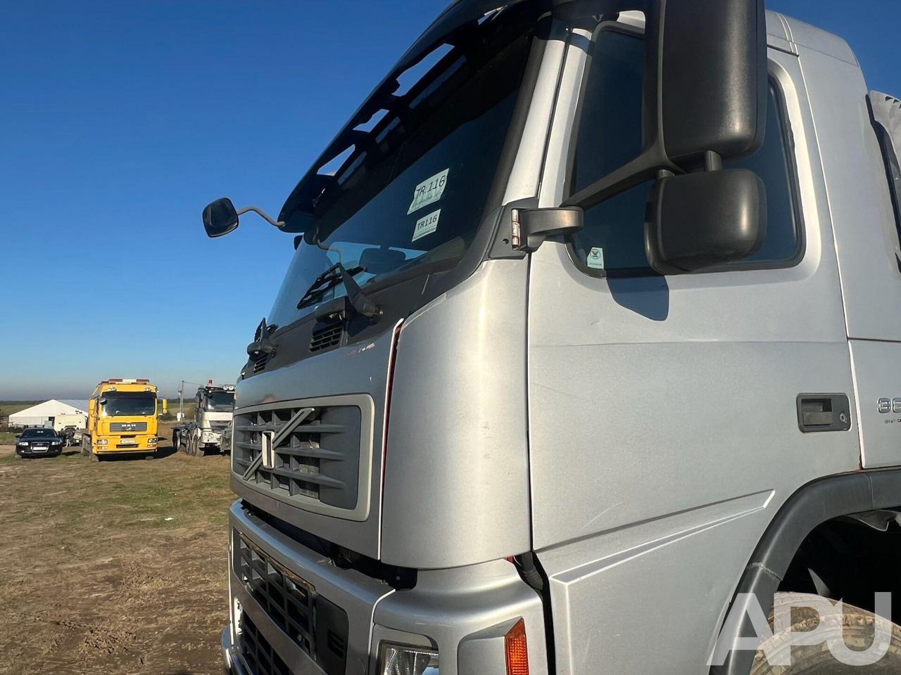 Cab chassis truck Volvo FM 380/FM13: picture 10 Cab chassis truck Volvo FM 380/FM13: picture 10