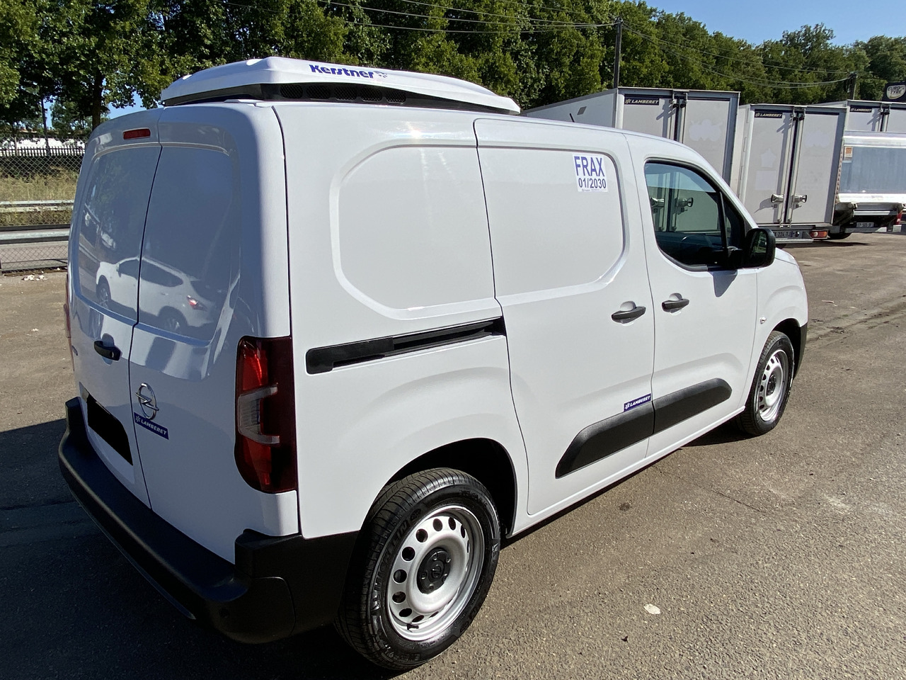 Opel Combo - Refrigerated van: picture 2 Opel Combo - Refrigerated van: picture 2