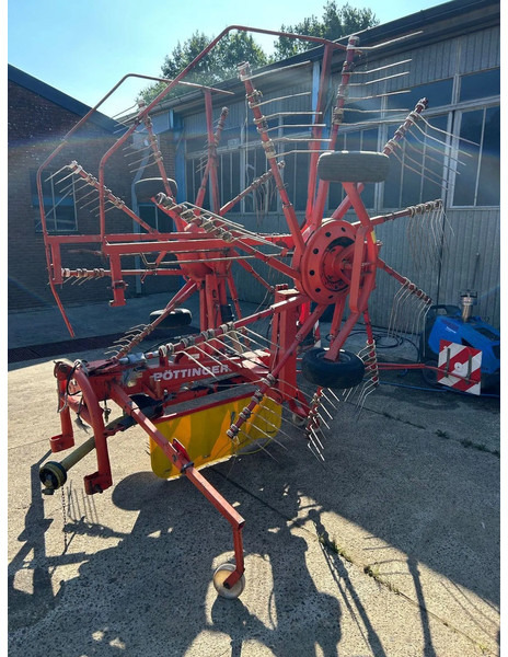 Pottinger Top 620 - Tedder/ Rake: picture 3 Pottinger Top 620 - Tedder/ Rake: picture 3