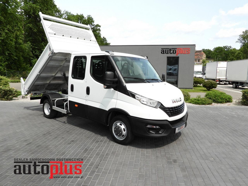 Iveco DAILY 35C14 WYWROTKA PODWÓJNA KABINA DOKA 6 MIEJSC TEMPOMAT BLIŹ - Tipper van: picture 1 Iveco DAILY 35C14 WYWROTKA PODWÓJNA KABINA DOKA 6 MIEJSC TEMPOMAT BLIŹ - Tipper van: picture 1