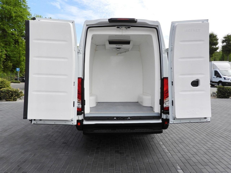 Refrigerated van Iveco DAILY 35S14 FURGON CHŁODNIA -10*C ZASILANIE 230V TEMPOMAT AUTOMA: picture 12