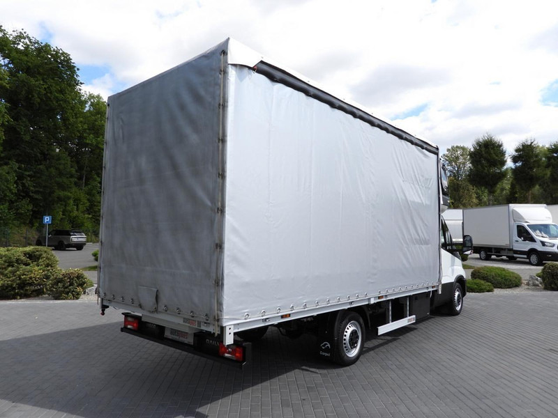 Iveco DAILY 35S18 PLANDEKA 10 PALET WEBASTO TEMPOMAT NAWIGACJA LEDY KL - Curtain side van: picture 3 Iveco DAILY 35S18 PLANDEKA 10 PALET WEBASTO TEMPOMAT NAWIGACJA LEDY KL - Curtain side van: picture 3