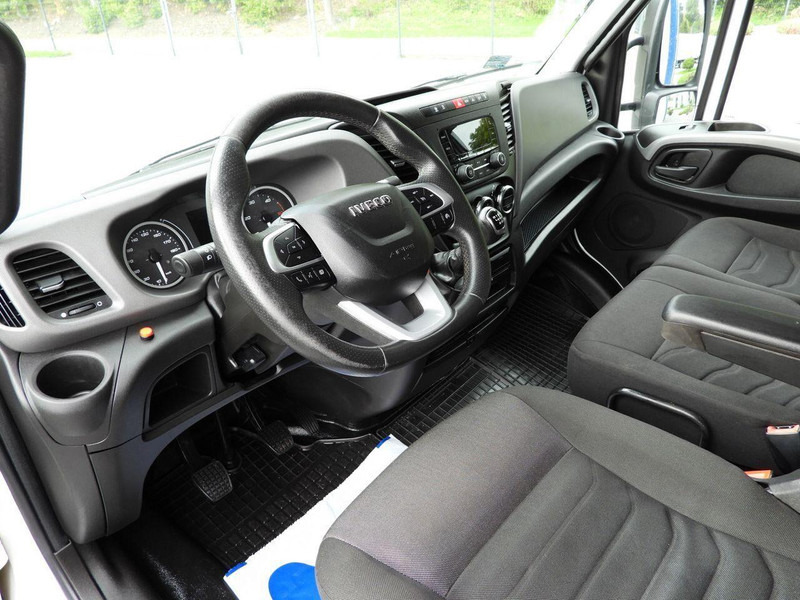Iveco DAILY 72C18 PLANDEKA WINDA 14 PALET WEBASTO TEMPOMAT LEDY BLIŹNI - Box truck: picture 2 Iveco DAILY 72C18 PLANDEKA WINDA 14 PALET WEBASTO TEMPOMAT LEDY BLIŹNI - Box truck: picture 2