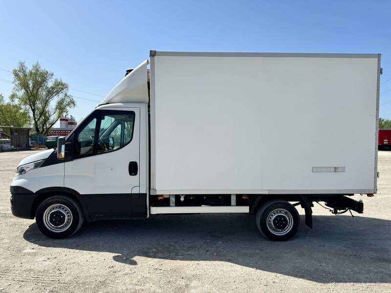 Iveco Daily 35-130 S - CARRIER XARIOS 350 Frigo - Refrigerated van: picture 5 Iveco Daily 35-130 S - CARRIER XARIOS 350 Frigo - Refrigerated van: picture 5