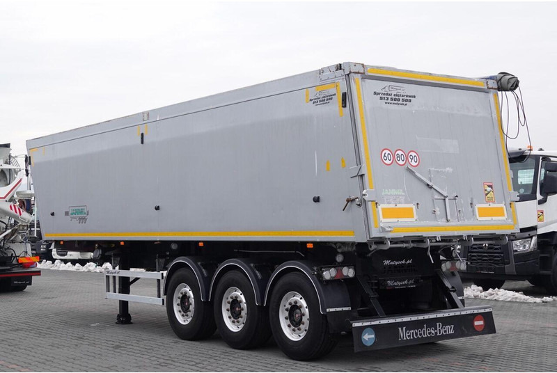 Janmil WYWROTKA / 42 m3 / TYŁ KLAPA / SAF / OŚ PODNOSZONA / ALUFELGI / - Tipper semi-trailer: picture 4 Janmil WYWROTKA / 42 m3 / TYŁ KLAPA / SAF / OŚ PODNOSZONA / ALUFELGI / - Tipper semi-trailer: picture 4