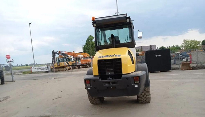 Komatsu WA 90-6 wheel loader - Wheel loader: picture 1 Komatsu WA 90-6 wheel loader - Wheel loader: picture 1