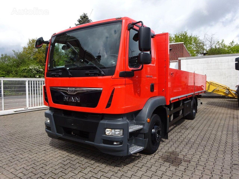 MAN 15.250 TGM Flatbed - Dropside/ Flatbed truck: picture 2 MAN 15.250 TGM Flatbed - Dropside/ Flatbed truck: picture 2