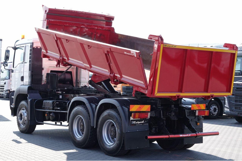 MAN TGA 33.390 / 6X4 / WYWROTKA 2 STRONNA / HYDROBURTA / MANUAL / SP - Tipper: picture 2 MAN TGA 33.390 / 6X4 / WYWROTKA 2 STRONNA / HYDROBURTA / MANUAL / SP - Tipper: picture 2
