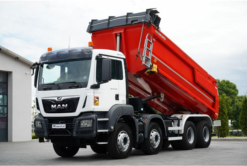 MAN TGS 35.460 / 8X4 / WYWROTKA TYLNOZSYPOWA / HYDROKLAPA / 2018 ROK - Tipper: picture 1 MAN TGS 35.460 / 8X4 / WYWROTKA TYLNOZSYPOWA / HYDROKLAPA / 2018 ROK - Tipper: picture 1