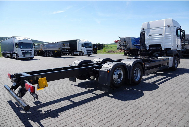 MAN TGX 26.520 / 6x2 / RAMA DŁ. 9,1M / OŚ PODNOSZONA / SKRĘTNA / DO - Cab chassis truck: picture 5 MAN TGX 26.520 / 6x2 / RAMA DŁ. 9,1M / OŚ PODNOSZONA / SKRĘTNA / DO - Cab chassis truck: picture 5