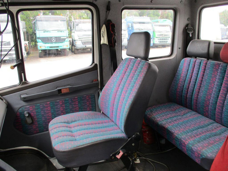 Lease a Mercedes-Benz 711D - Doka towing truck Mercedes-Benz 711D - Doka towing truck: picture 6