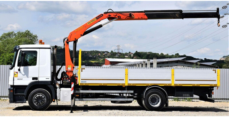 Mercedes-Benz ACTROS 1832 - Tipper, Crane truck: picture 5 Mercedes-Benz ACTROS 1832 - Tipper, Crane truck: picture 5