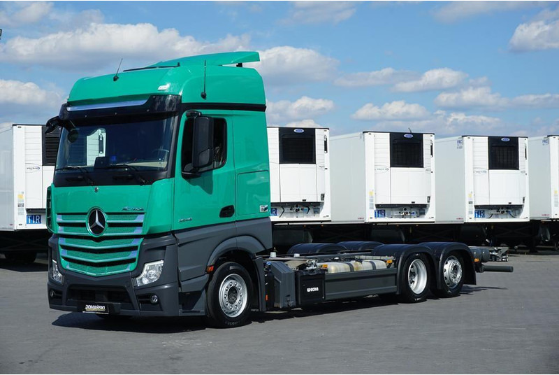 Mercedes-Benz ACTROS / 2548 / ACC / E 6 / MP 5 / MEGA / BDF 7,82 M / RETARDER - Container transporter/ Swap body truck: picture 2 Mercedes-Benz ACTROS / 2548 / ACC / E 6 / MP 5 / MEGA / BDF 7,82 M / RETARDER - Container transporter/ Swap body truck: picture 2
