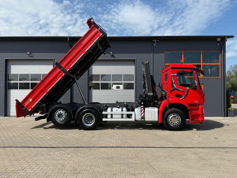 Mercedes-Benz AROCS 2532 // E6 // wywrotka 3-Stronna + HIAB HIDUO 158 B-2 // 6 - Tipper, Crane truck: picture 2 Mercedes-Benz AROCS 2532 // E6 // wywrotka 3-Stronna + HIAB HIDUO 158 B-2 // 6 - Tipper, Crane truck: picture 2