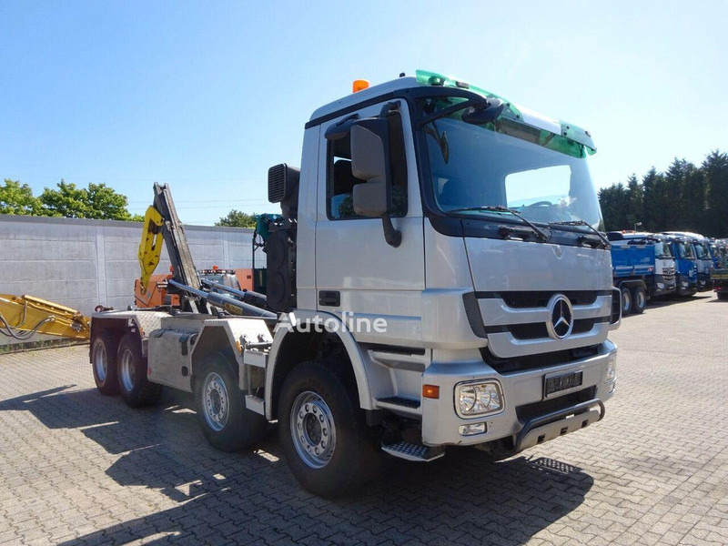Mercedes-Benz Actros 3244 - Hook lift truck 8x4 - Hook lift truck, Crane truck: picture 2 Mercedes-Benz Actros 3244 - Hook lift truck 8x4 - Hook lift truck, Crane truck: picture 2