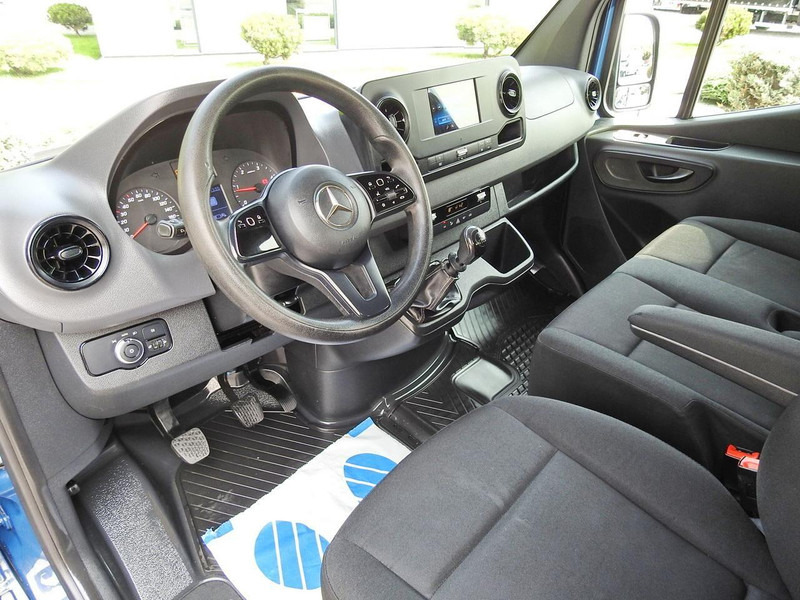 Mercedes-Benz SPRINTER 316 SKRZYNIA PODWÓJNA KABINA DOKA 7 MIEJSC KLIMATYZACJA - Tipper: picture 2 Mercedes-Benz SPRINTER 316 SKRZYNIA PODWÓJNA KABINA DOKA 7 MIEJSC KLIMATYZACJA - Tipper: picture 2