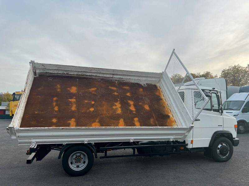 Lease a Mercedes-Benz Vario 816 816/AHK/ Blatt-Blatt /Radstand 4250mm Mercedes-Benz Vario 816 816/AHK/ Blatt-Blatt /Radstand 4250mm: picture 18 Lease a Mercedes-Benz Vario 816 816/AHK/ Blatt-Blatt /Radstand 4250mm Mercedes-Benz Vario 816 816/AHK/ Blatt-Blatt /Radstand 4250mm: picture 18