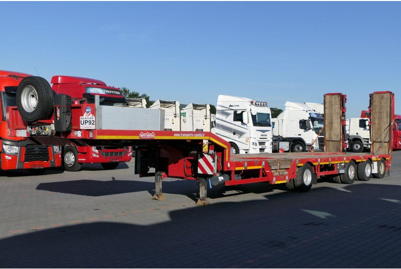 Nooteboom NISKOPODWOZIE LAWETA / 4 OSIOWA / DMC: 73500 KG / NAJAZDY HYDRAU - Low loader semi-trailer: picture 3 Nooteboom NISKOPODWOZIE LAWETA / 4 OSIOWA / DMC: 73500 KG / NAJAZDY HYDRAU - Low loader semi-trailer: picture 3