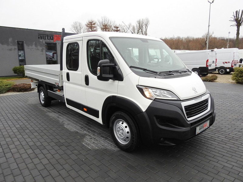 Peugeot BOXER SKRZYNIA PODWÓJNA KABINA DOKA 7 MIEJSC TEMPOMAT KLIMATYZAC - Flatbed van, Combi van: picture 4 Peugeot BOXER SKRZYNIA PODWÓJNA KABINA DOKA 7 MIEJSC TEMPOMAT KLIMATYZAC - Flatbed van, Combi van: picture 4