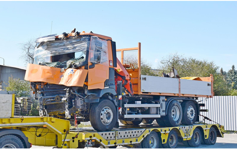 Renault C 380 - Tipper, Crane truck: picture 1 Renault C 380 - Tipper, Crane truck: picture 1