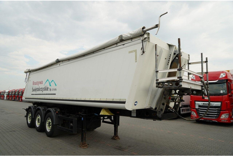Schmitz Cargobull / WYWROTKA / ALUMINIOWA / OŚ PODNOSZONA / OSIE SAF / PO KONTRAKC - Tipper semi-trailer: picture 2 Schmitz Cargobull / WYWROTKA / ALUMINIOWA / OŚ PODNOSZONA / OSIE SAF / PO KONTRAKC - Tipper semi-trailer: picture 2