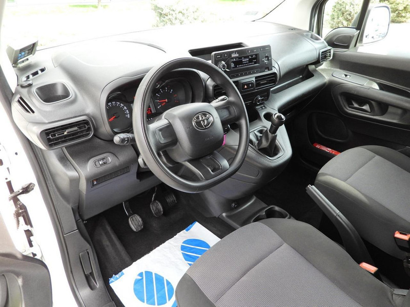 Toyota PROACE CITY  FURGON CHŁODNIA  -15*C ZASILANIE 230V TEMPOMAT KLIM - Refrigerated van: picture 2 Toyota PROACE CITY  FURGON CHŁODNIA  -15*C ZASILANIE 230V TEMPOMAT KLIM - Refrigerated van: picture 2