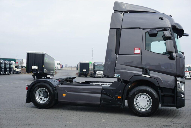 Renault T 460 / EURO 6 / ACC / SLEEPER CAB - Tractor unit: picture 3 Renault T 460 / EURO 6 / ACC / SLEEPER CAB - Tractor unit: picture 3