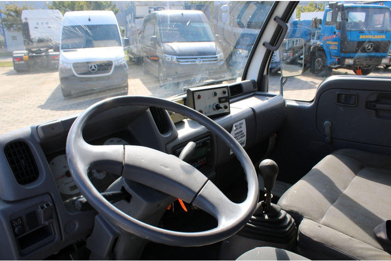 Truck, Crane truck Nissan Cabstar E 120 Sequani Z20 - 20 meter: picture 16 Truck, Crane truck Nissan Cabstar E 120 Sequani Z20 - 20 meter: picture 16