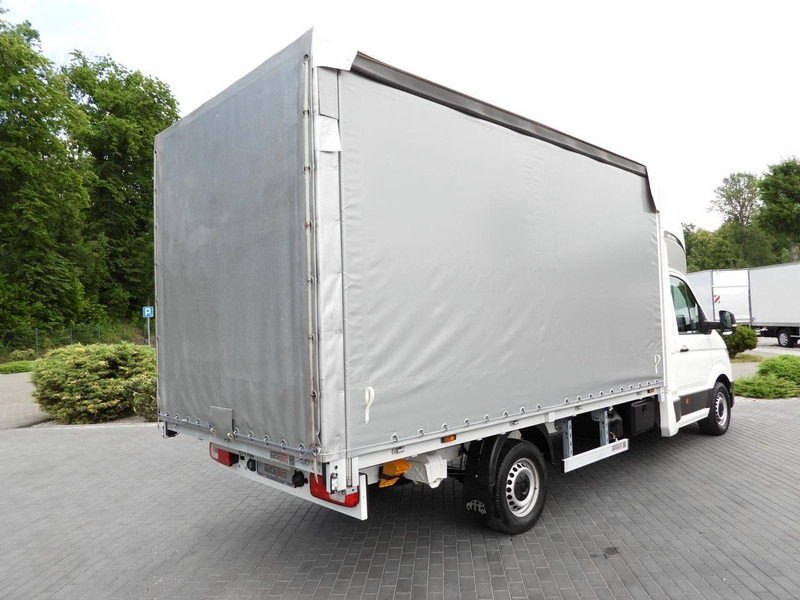 Volkswagen CRAFTER PLANDEKA 8 PALET TEMPOMAT LEDY KLIMATYZACJA 180KM [ 04 - Box truck: picture 3 Volkswagen CRAFTER PLANDEKA 8 PALET TEMPOMAT LEDY KLIMATYZACJA 180KM [ 04 - Box truck: picture 3
