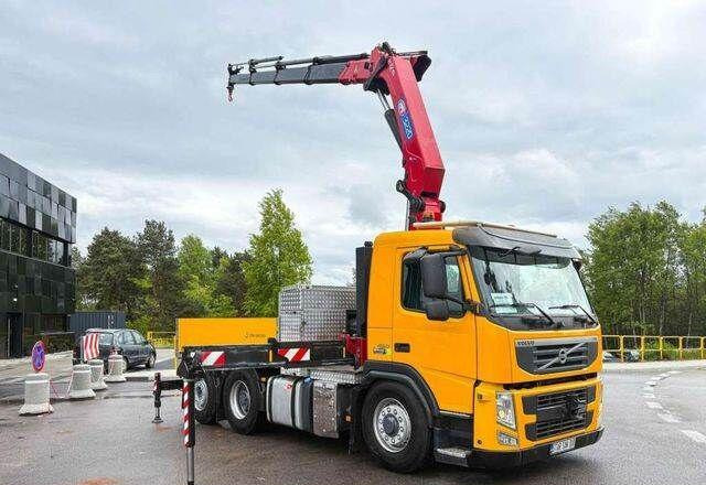 Volvo FM 460 6x4x4 HMF 3220 Crane HDS - Dropside/ Flatbed truck, Crane truck: picture 2 Volvo FM 460 6x4x4 HMF 3220 Crane HDS - Dropside/ Flatbed truck, Crane truck: picture 2