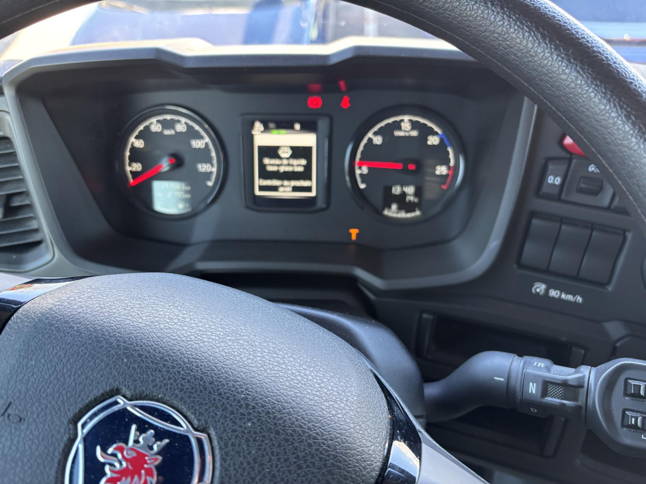 SCANIA R 460 A4x2NB - Tractor unit: picture 3 SCANIA R 460 A4x2NB - Tractor unit: picture 3