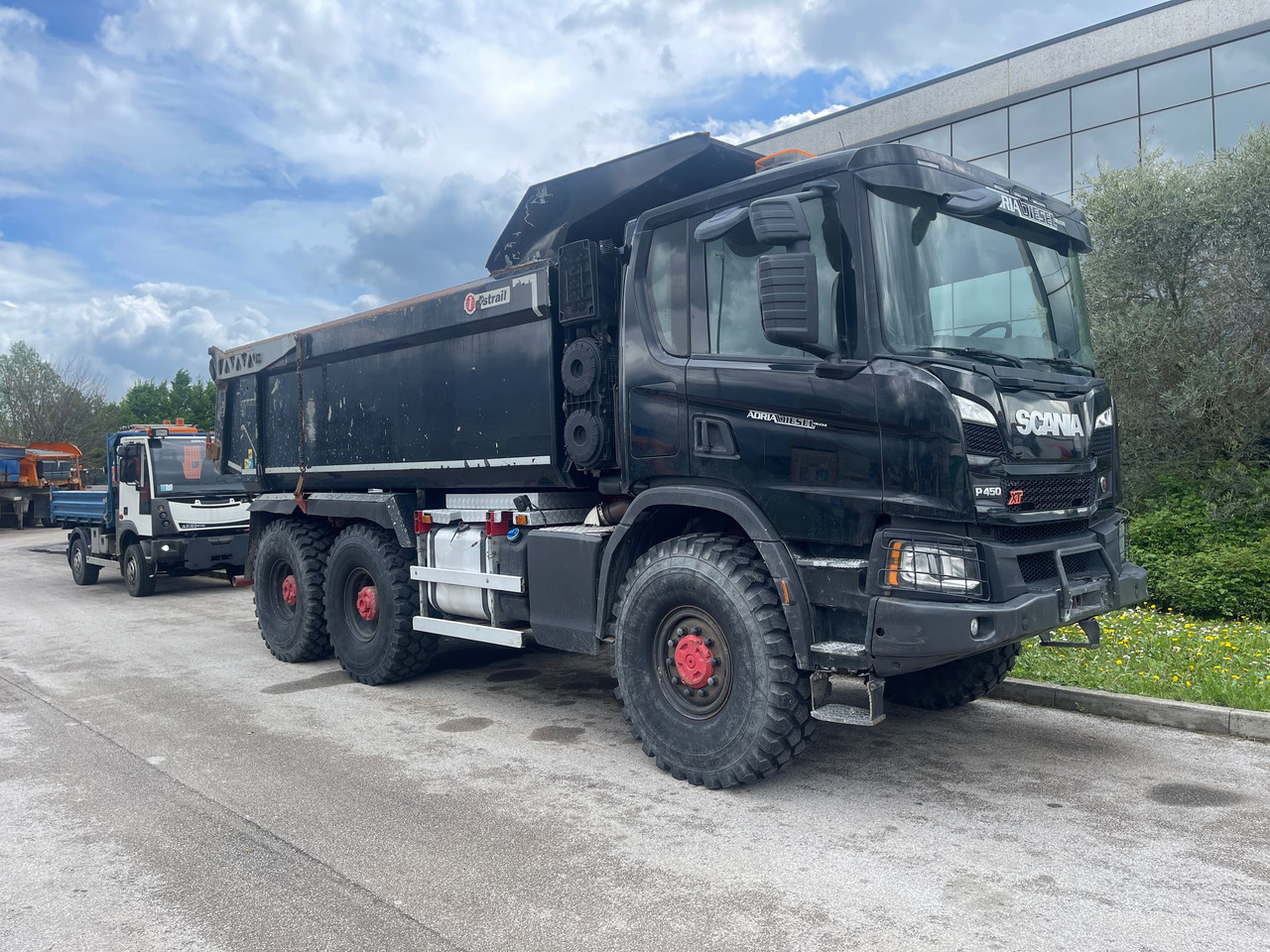 SCANIA P450 XT - Tipper: picture 1 SCANIA P450 XT - Tipper: picture 1