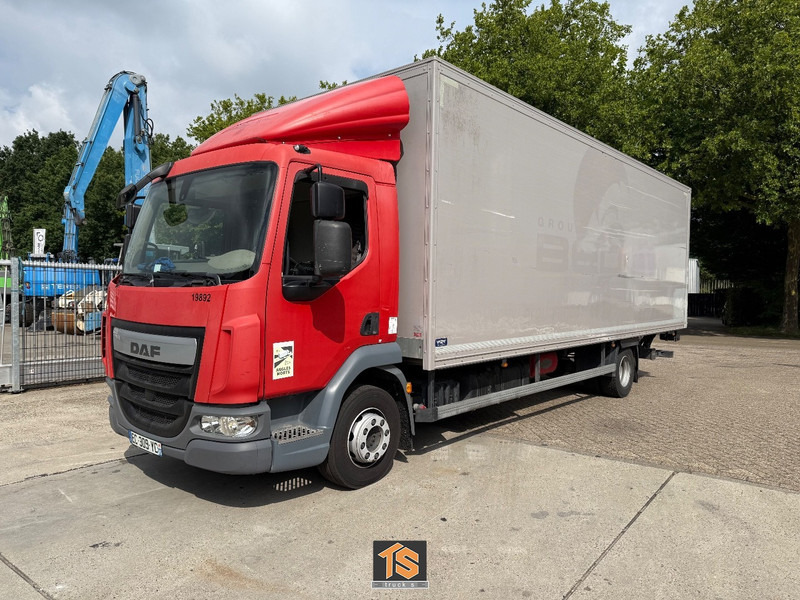 DAF LF 220 12 TON - LADEBORDWAND - TOP TRUCK - Box truck: picture 1 DAF LF 220 12 TON - LADEBORDWAND - TOP TRUCK - Box truck: picture 1