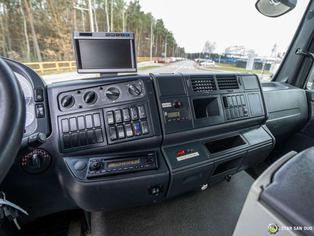 New Crane truck MAN  TGM 13.290 4x4 FASSI F40B22 Crane Camper DOKA: picture 15