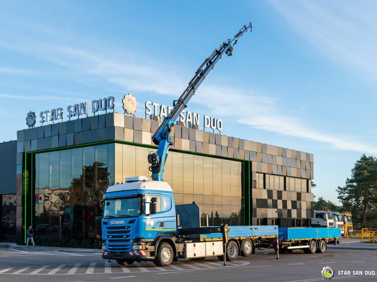 - Crane truck: picture 5 - Crane truck: picture 5