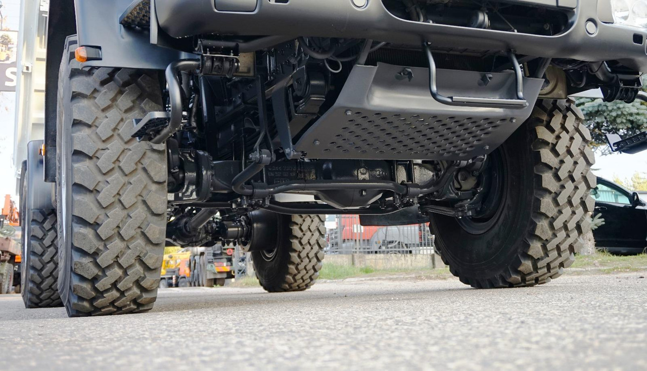 - Truck mounted aerial platform: picture 5 - Truck mounted aerial platform: picture 5