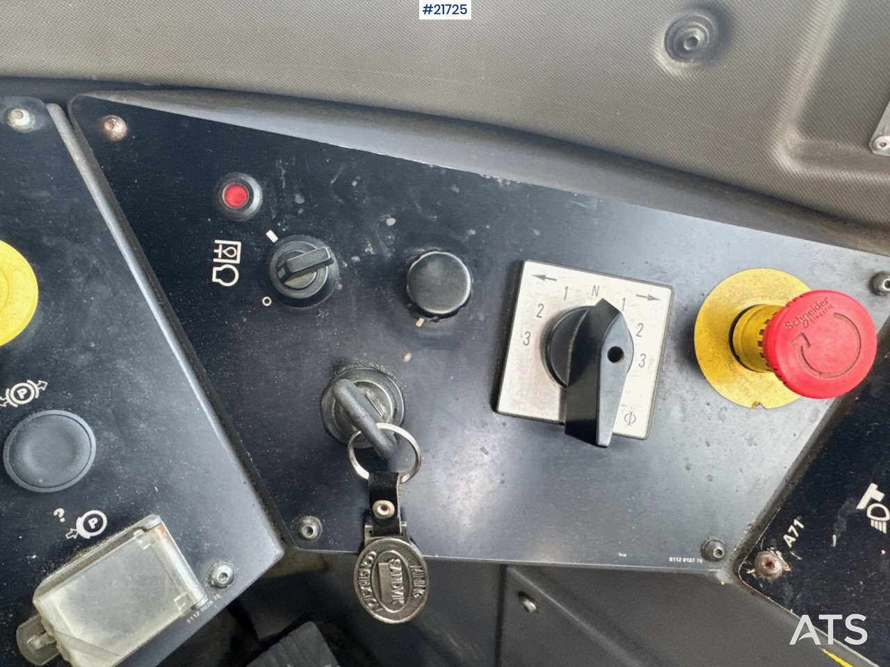 Lease a Atlas Copco 2015 Atlas Copco Boomer MC2 Tunnelborerigg. Atlas Copco 2015 Atlas Copco Boomer MC2 Tunnelborerigg.: picture 46 Lease a Atlas Copco 2015 Atlas Copco Boomer MC2 Tunnelborerigg. Atlas Copco 2015 Atlas Copco Boomer MC2 Tunnelborerigg.: picture 46