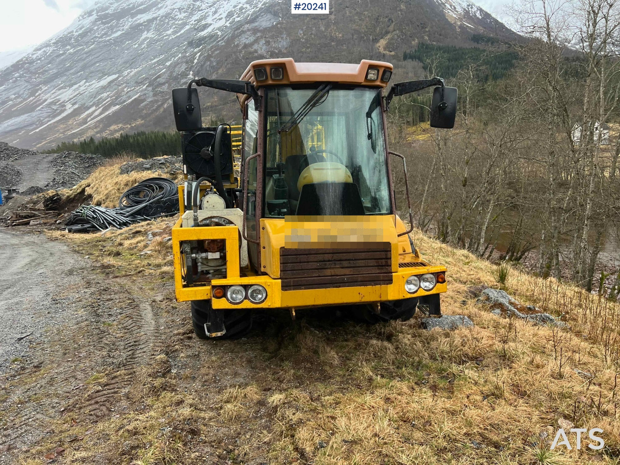 Hydrema 912B m/ 2007 Essverk Plattform 912 lift med rotasjon på korg og fjernkontroll - Articulated dumper: picture 5 Hydrema 912B m/ 2007 Essverk Plattform 912 lift med rotasjon på korg og fjernkontroll - Articulated dumper: picture 5