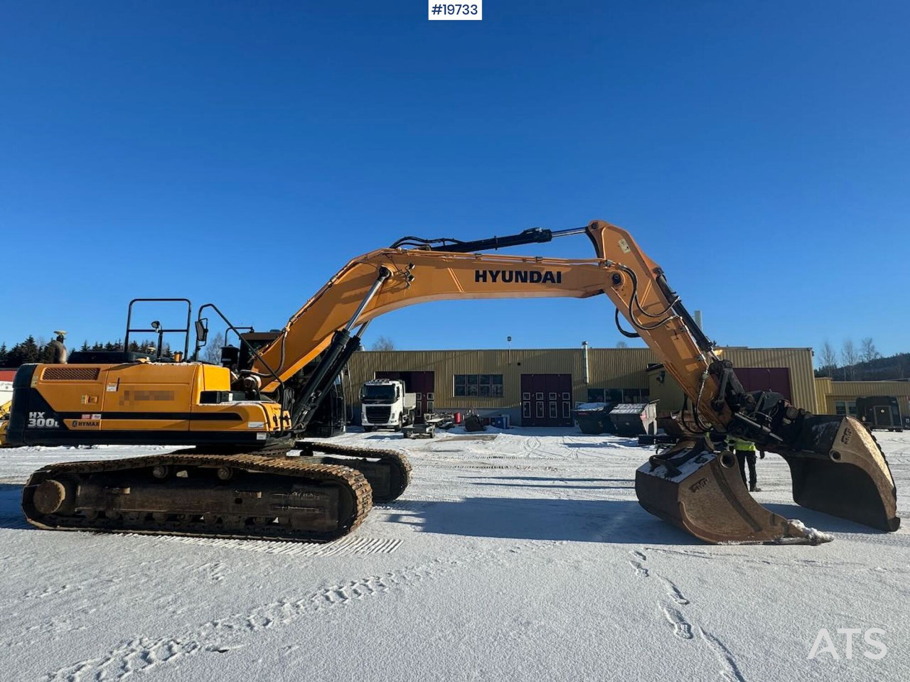Hyundai HX300L - Excavator: picture 5 Hyundai HX300L - Excavator: picture 5
