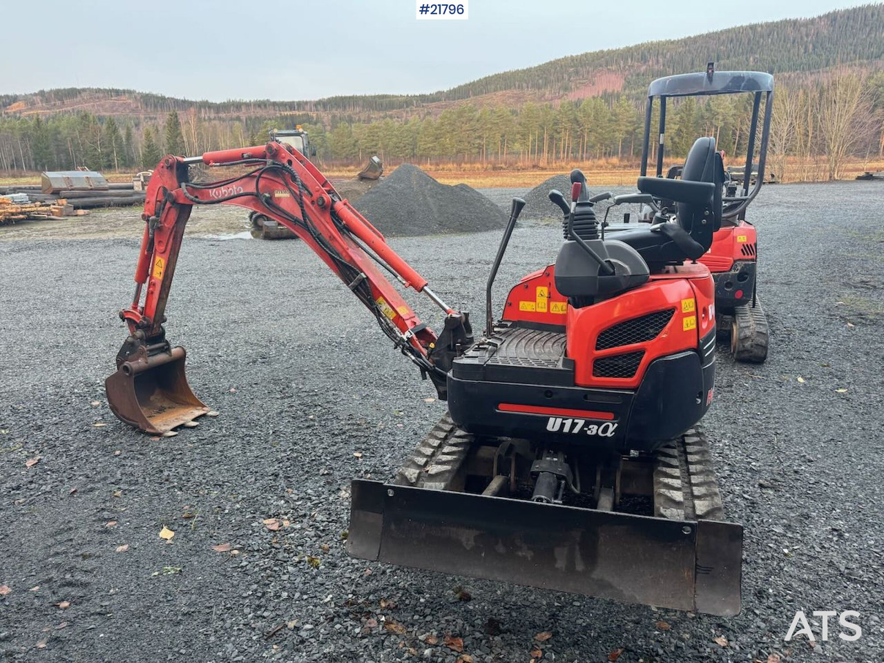 Kubota U17-3a Beltegraver m/ pusseskuffe. Spesialbygd for flytting med hellikopter. - Mini excavator: picture 2 Kubota U17-3a Beltegraver m/ pusseskuffe. Spesialbygd for flytting med hellikopter. - Mini excavator: picture 2