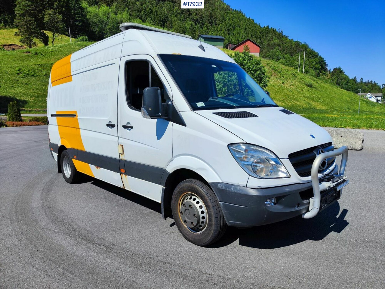 Interior photo 1: Panel van Mercedes sprinter 516CDI