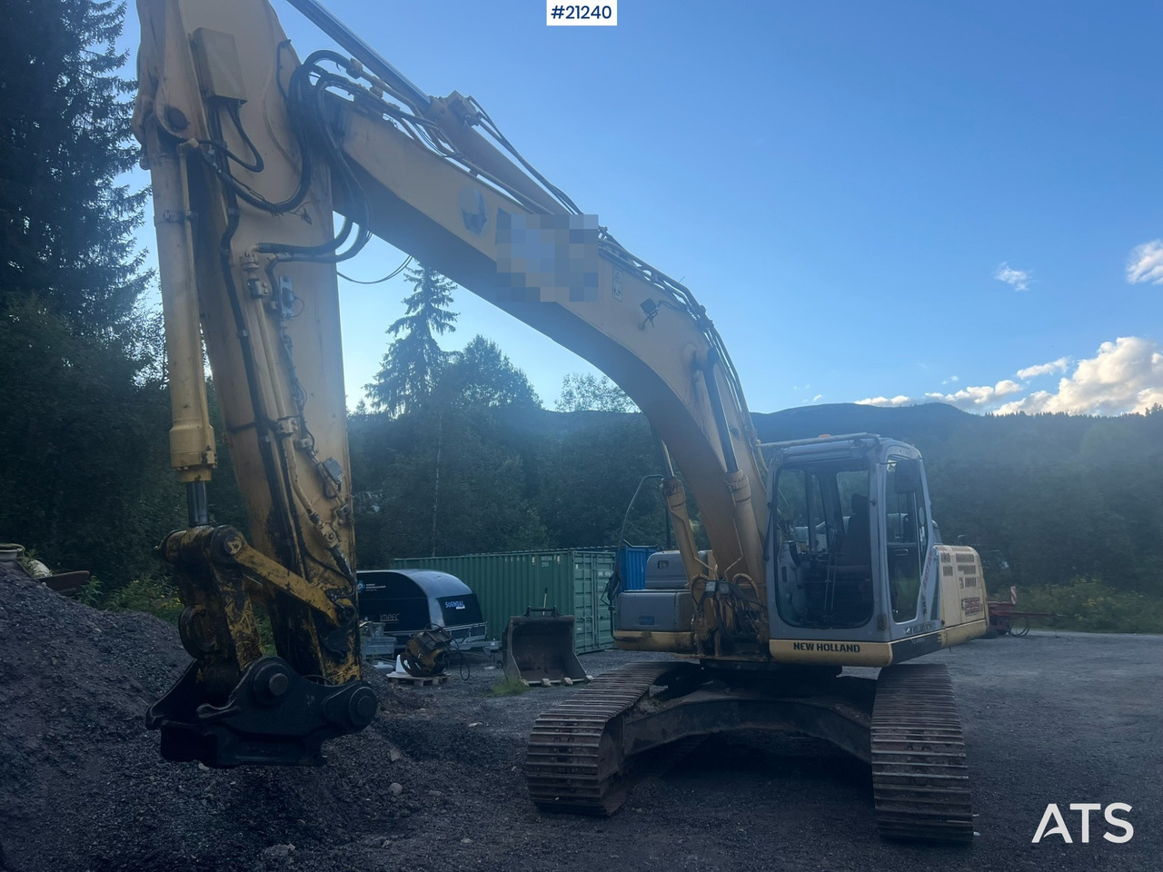 New Holland E265B Gravemaskin m/ graveskuffe og hydraulisk pusseskuffe - Crawler excavator: picture 4 New Holland E265B Gravemaskin m/ graveskuffe og hydraulisk pusseskuffe - Crawler excavator: picture 4