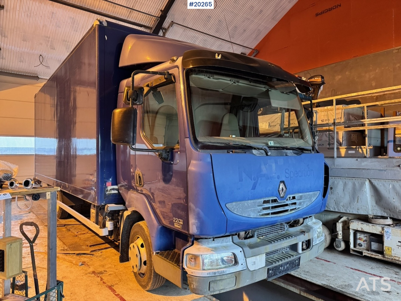 Renault midlum 220.08 - Box truck: picture 1 Renault midlum 220.08 - Box truck: picture 1