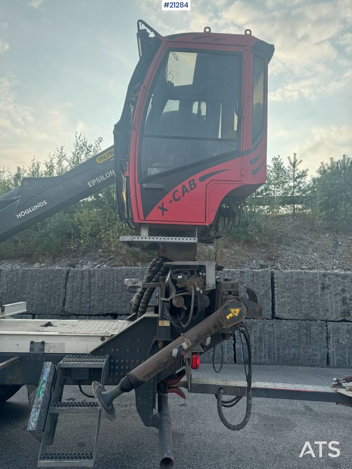 Volvo FH750 - Timber truck, Crane truck: picture 5 Volvo FH750 - Timber truck, Crane truck: picture 5
